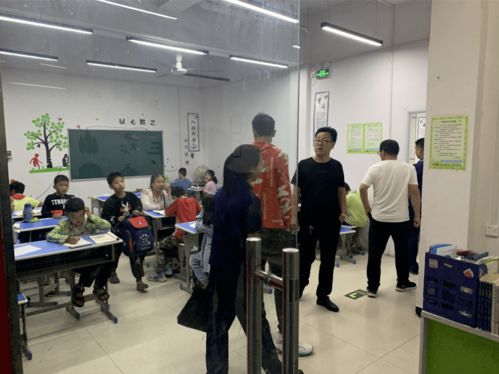 重拳治理 鎮(zhèn)平縣教體局聯(lián)合多部門突擊檢查校外培訓(xùn) 托教機(jī)構(gòu)